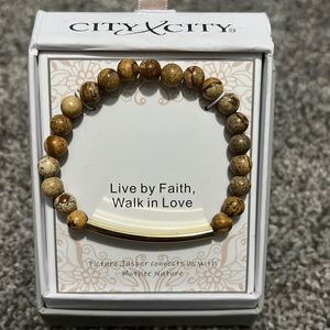 Live by faith walk in love bracket
